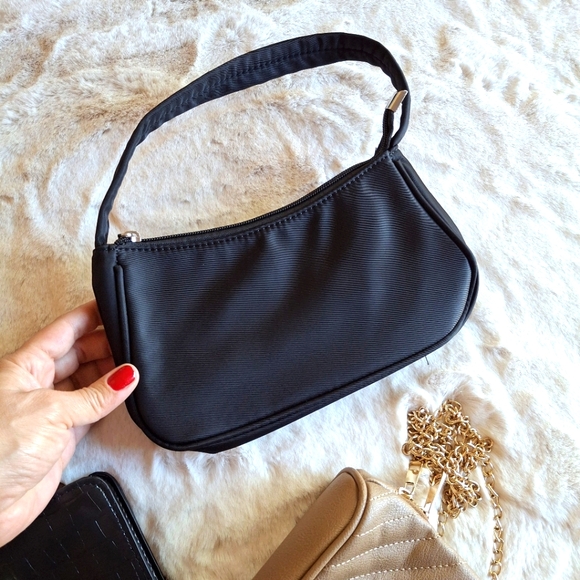 Holiday Purse Black Snake Embossed Goldtone Square Shoulder Crossbody Clutch - Picture 6 of 10